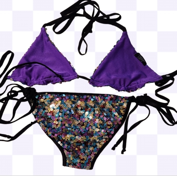 It's festival time get ready w/sequins two piece purple Bikini 👙 - Picture 2 of 10